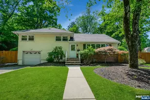 60 Everdell Ave, Hillsdale, NJ 07642 - Photo 1