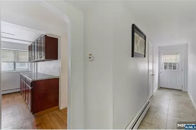 2455 3rd Street, Fort Lee, NJ 07024 - Photo 20