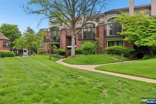 1 Peabody Ct 1001, Teaneck Township, NJ 07666 - Photo 1