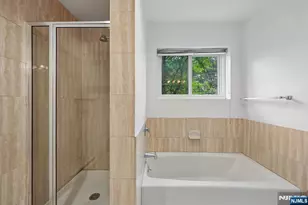 1 Peabody Ct 1001, Teaneck Township, NJ 07666 - Photo 24