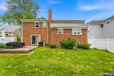 18 Hudson Street, Nutley, NJ 07110 - Photo 20