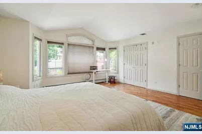 75 Myrtle Avenue 1 #1, Edgewater, NJ 07020 - Photo 18