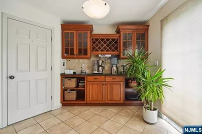 75 Myrtle Avenue 1 #1, Edgewater, NJ 07020 - Photo 12