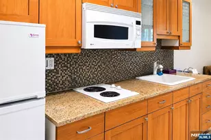 75 Myrtle Ave 1, Edgewater, NJ 07020 - Photo 28