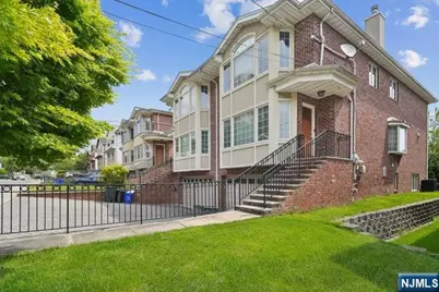 75 Myrtle Avenue 1 #1, Edgewater, NJ 07020 - Photo 1