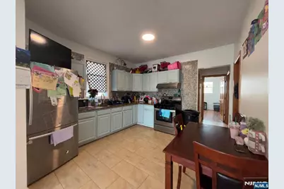 26 Prescott Avenue 2 #2, Clifton, NJ 07011 - Photo 4