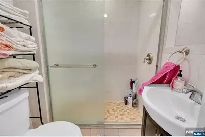 269-271 18th Avenue, Paterson, NJ 07504 - Photo 16