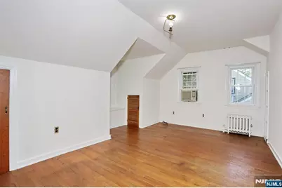 1806 Palisade Avenue, Teaneck Township, NJ 07666 - Photo 14