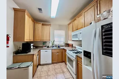 200 Dey Street 201 #201, Harrison, NJ 07029 - Photo 4