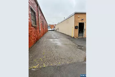 17-19 Industrial Avenue Back Warehouse #Back warehouse, Fairview, NJ 07022 - Photo 20