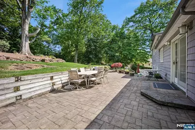 17 Stonewall Drive, Livingston, NJ 07039 - Photo 30
