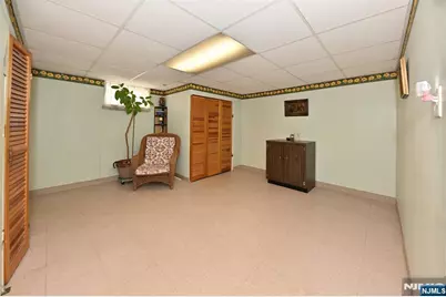 332 Golf Avenue, Maywood, NJ 07607 - Photo 18