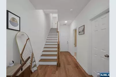12 Litchfield Lane, Fair Lawn, NJ 07410 - Photo 6
