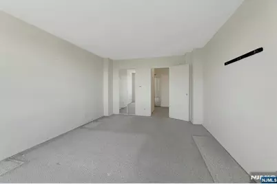 2000 Linwood Avenue 15 H #15 H, Fort Lee, NJ 07024 - Photo 32