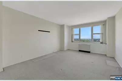 2000 Linwood Avenue 15 H #15 H, Fort Lee, NJ 07024 - Photo 32