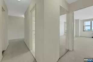 2000 Linwood Ave 15 H, Fort Lee, NJ 07024 - Photo 30