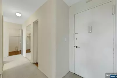 2000 Linwood Avenue 15 H #15 H, Fort Lee, NJ 07024 - Photo 16