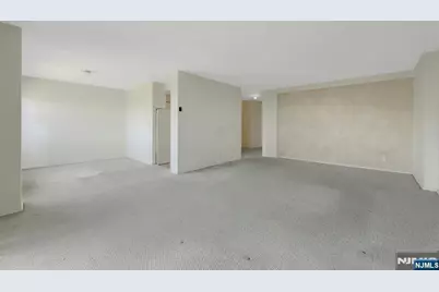 2000 Linwood Avenue 15 H #15 H, Fort Lee, NJ 07024 - Photo 20