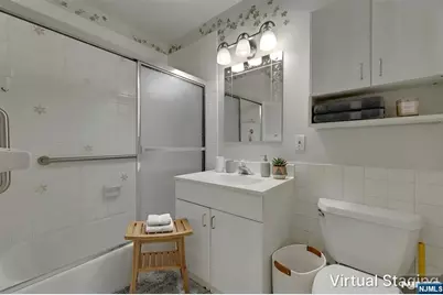 2000 Linwood Avenue 15 H #15 H, Fort Lee, NJ 07024 - Photo 10