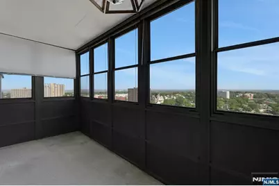 2000 Linwood Avenue 15 H #15 H, Fort Lee, NJ 07024 - Photo 14