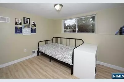 16-26 Alden Terrace, Fair Lawn, NJ 07410 - Photo 14