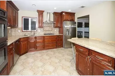 16-26 Alden Terrace, Fair Lawn, NJ 07410 - Photo 2