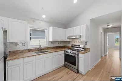 130 3rd Street 2 #2, Passaic, NJ 07055 - Photo 2