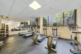 45 S River Dr 912, Jersey City, NJ 07310 - Photo 16