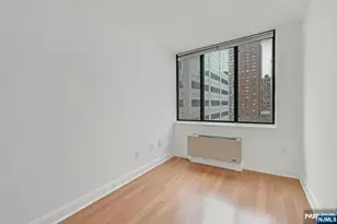 45 S River Dr 912, Jersey City, NJ 07310 - Photo 10