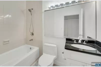 45 S River Drive 912 #912, Jersey City, NJ 07310 - Photo 8