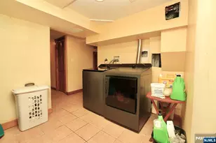 566-568 Highland, Newark, NJ 07104 - Photo 20