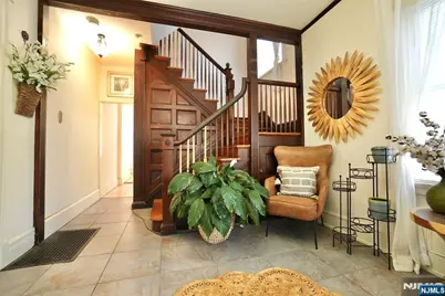 566-568 Highland, Newark, NJ 07104 - Photo 4