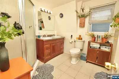 566-568 Highland, Newark, NJ 07104 - Photo 26