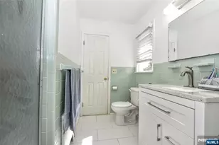 84 Burton Ave, Hasbrouck Heights, NJ 07604 - Photo 18