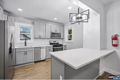 18 Hilton Avenue, Maplewood, NJ 07040 - Photo 1