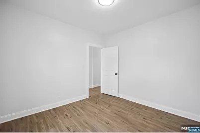 18 Hilton Avenue, Maplewood, NJ 07040 - Photo 16