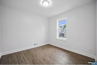 18 Hilton Avenue, Maplewood, NJ 07040 - Photo 14