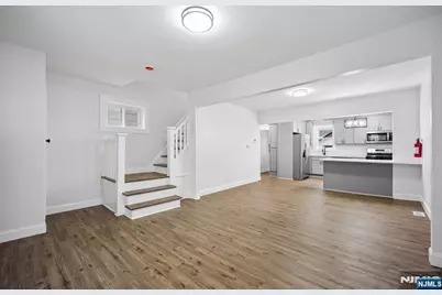 18 Hilton Avenue, Maplewood, NJ 07040 - Photo 6