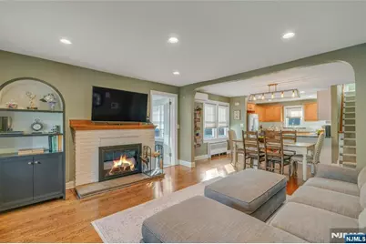 48 Harrison Avenue, Waldwick, NJ 07463 - Photo 2