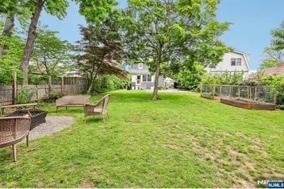 163 Poplar Avenue, Hackensack, NJ 07601 - Photo 46