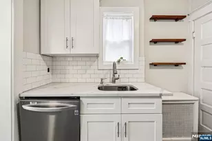 163 Poplar Ave, Hackensack, NJ 07601 - Photo 22