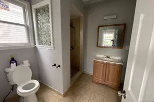 8 Treacy Ave 1, Newark, NJ 07108 - Photo 4