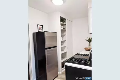 401 Park #3 F, Fort Lee, NJ 07024 - Photo 2