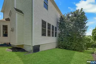 81 Lafayette Cir, Totowa, NJ 07512 - Photo 44