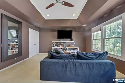 81 Lafayette Circle, Totowa, NJ 07512 - Photo 34