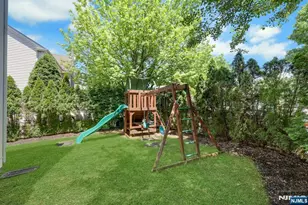 81 Lafayette Cir, Totowa, NJ 07512 - Photo 40