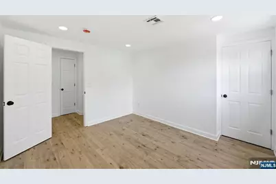 59 Erie Avenue, Midland Park, NJ 07432 - Photo 16