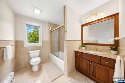 16 Audrey Urban Court, Alpine, NJ 07620 - Photo 38