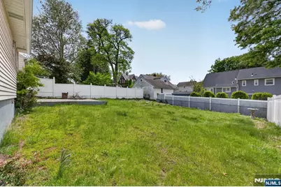 28 Livingston Place, Teaneck Township, NJ 07666 - Photo 26
