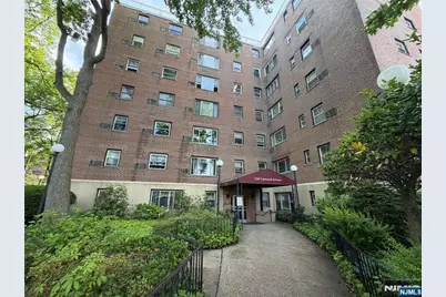 2345 Linwood Avenue 5G #5G, Fort Lee, NJ 07024 - Photo 1